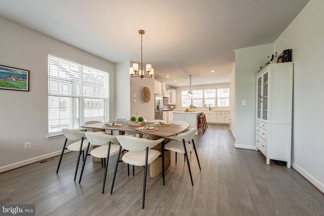 12544 OVATION DR, Fairfax, VA 22033