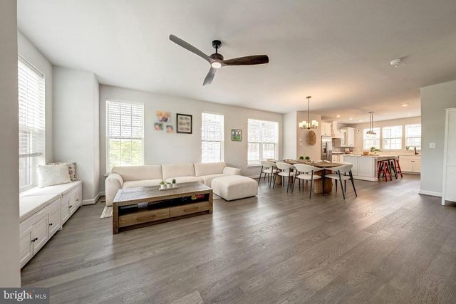 12544 OVATION DR, Fairfax, VA 22033