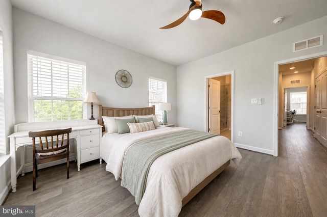 12544 OVATION DR, Fairfax, VA 22033