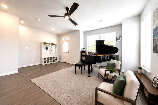 12544 OVATION DR, Fairfax, VA 22033