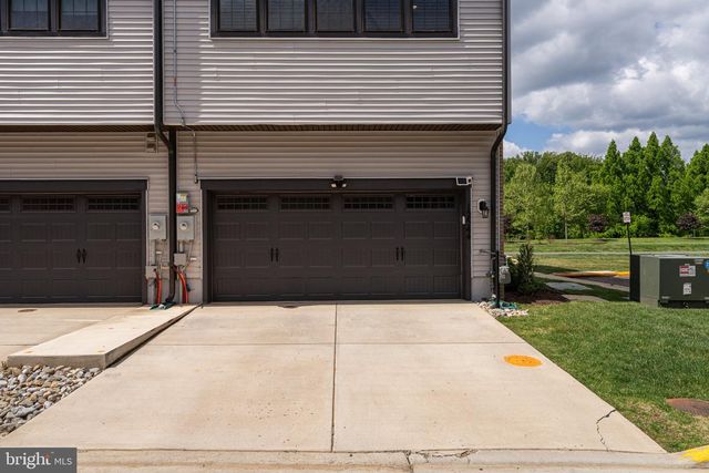 12544 OVATION DR, Fairfax, VA 22033