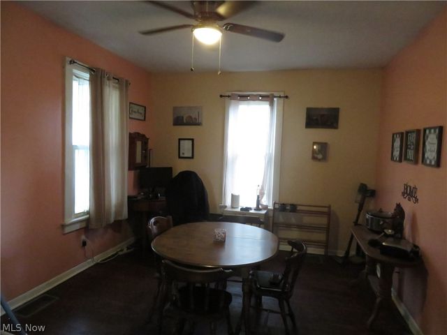 53 E North Avenue, East Palestine, OH 44413