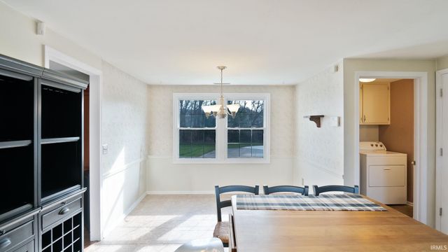 5334 Moonrock Court, Fort Wayne, IN 46804