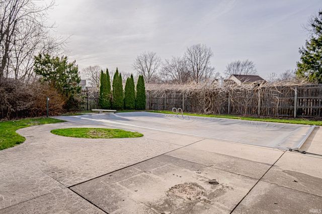 5334 Moonrock Court, Fort Wayne, IN 46804