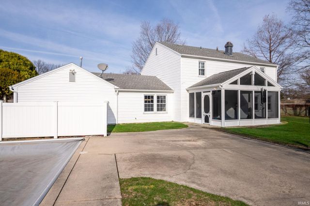 5334 Moonrock Court, Fort Wayne, IN 46804