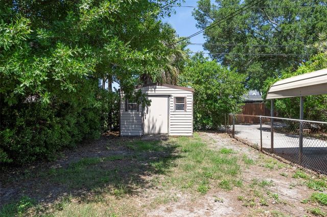 983 47TH AVENUE N, St Petersburg, FL 33703