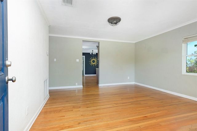 983 47TH AVENUE N, St Petersburg, FL 33703