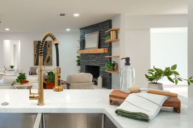 3525 Courtdale Drive, Farmers Branch, TX 75234