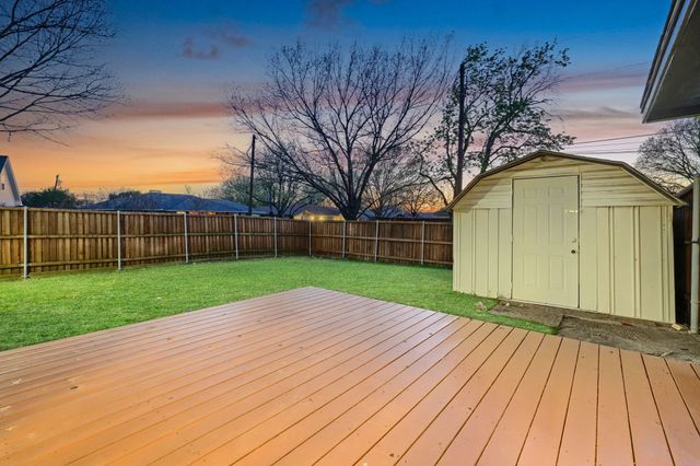 3525 Courtdale Drive, Farmers Branch, TX 75234