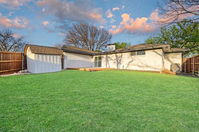 3525 Courtdale Drive, Farmers Branch, TX 75234