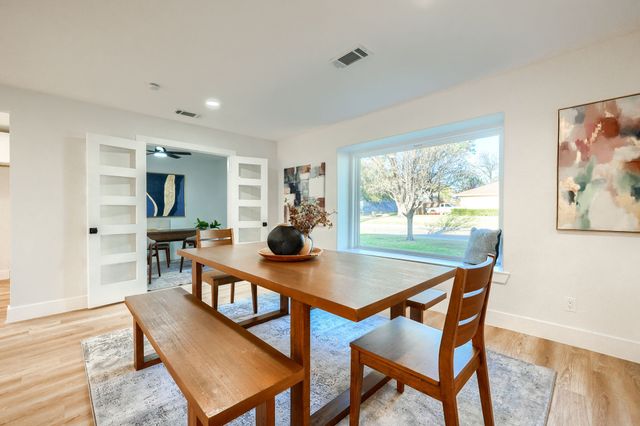 3525 Courtdale Drive, Farmers Branch, TX 75234