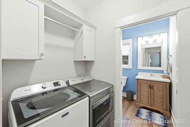 851 S Center Park Drive, Byron Center, MI 49315