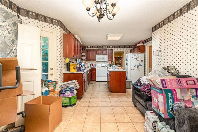 200 Montclair Drive, Advance, NC 27006