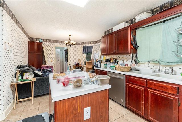 200 Montclair Drive, Advance, NC 27006