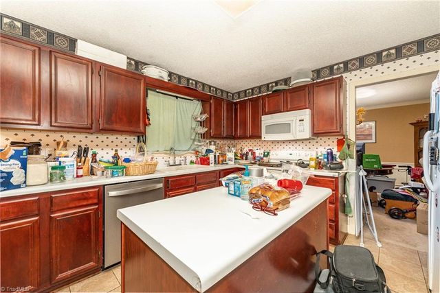 200 Montclair Drive, Advance, NC 27006