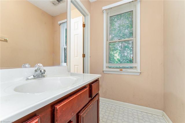 200 Montclair Drive, Advance, NC 27006