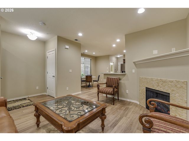 15971 Nw HILDAGO Ln, Portland, OR 97229