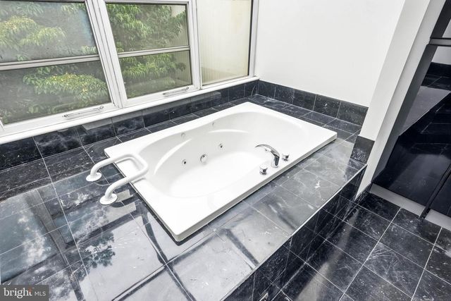 662 TABERNACLE RD, Medford, NJ 08055