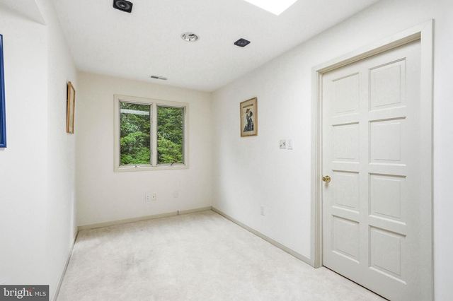 662 TABERNACLE RD, Medford, NJ 08055