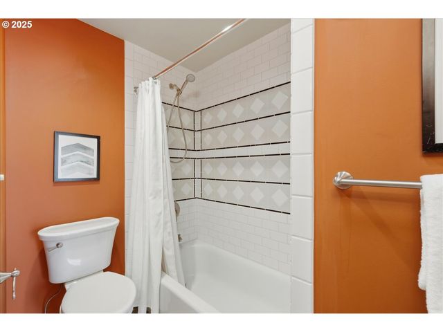 2365 UMPQUA Rd, Woodburn, OR 97071