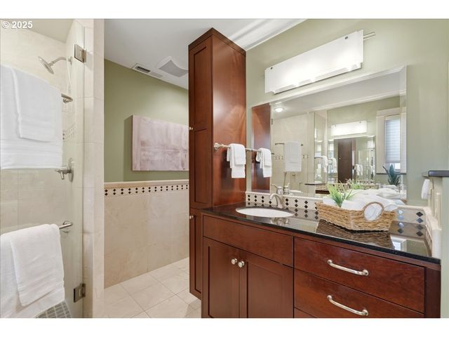 2365 UMPQUA Rd, Woodburn, OR 97071