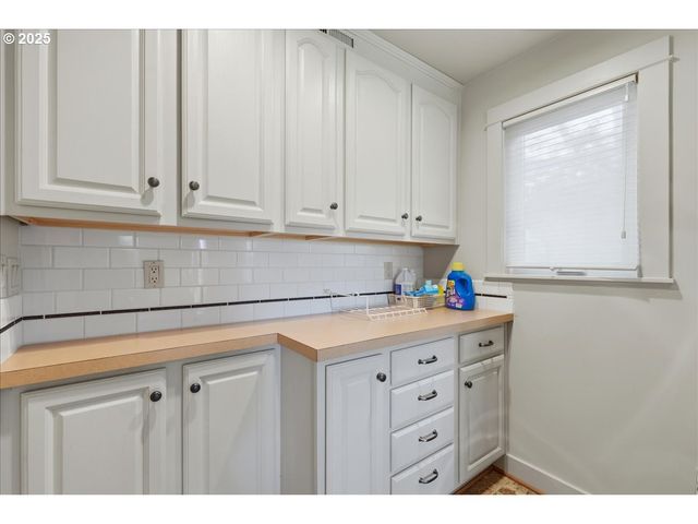 2365 UMPQUA Rd, Woodburn, OR 97071