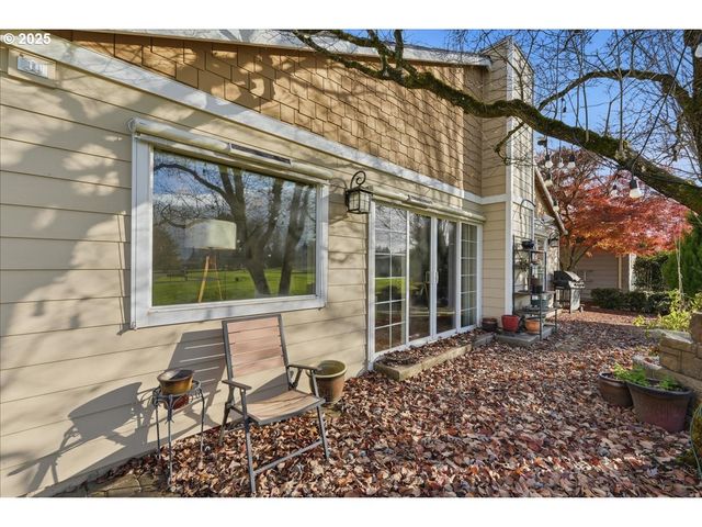 2365 UMPQUA Rd, Woodburn, OR 97071