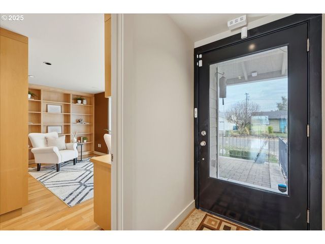 2365 UMPQUA Rd, Woodburn, OR 97071