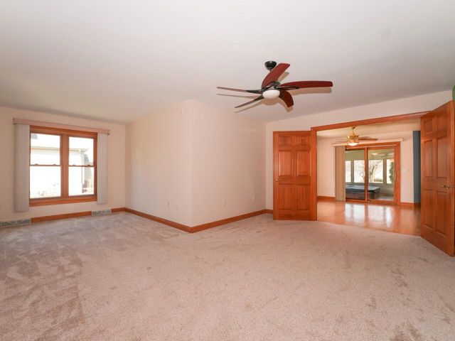 8800 W Marshfield COURT, Franklin, WI 53132