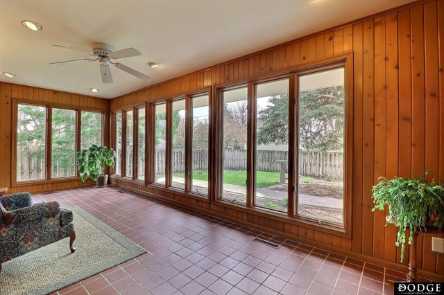 1943 Parkview Drive, Fremont, NE 68025