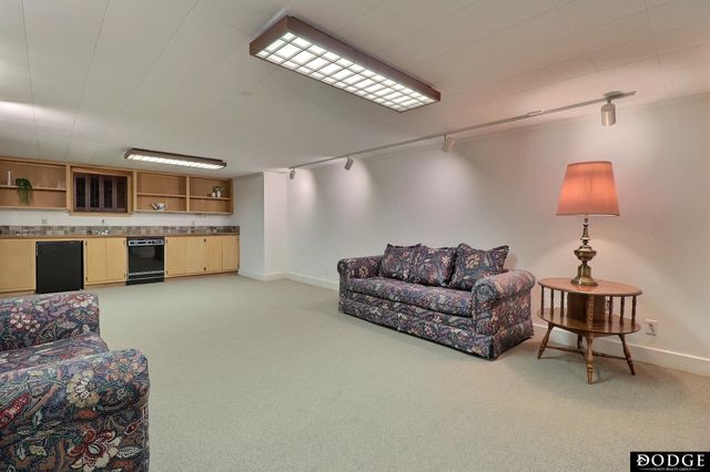 1943 Parkview Drive, Fremont, NE 68025