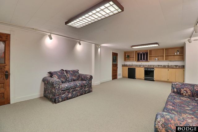 1943 Parkview Drive, Fremont, NE 68025