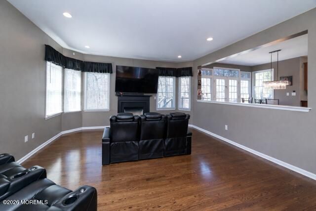 19 Lakeside Drive, Jackson, NJ 08527