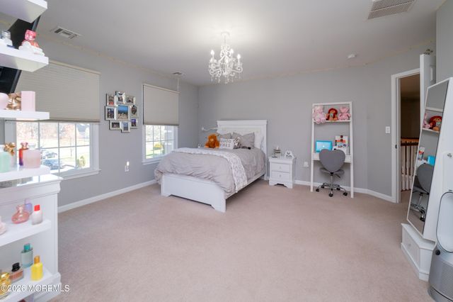 19 Lakeside Drive, Jackson, NJ 08527