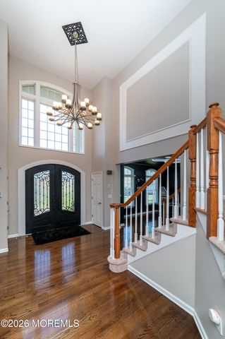 19 Lakeside Drive, Jackson, NJ 08527