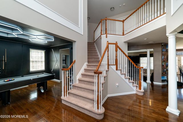 19 Lakeside Drive, Jackson, NJ 08527