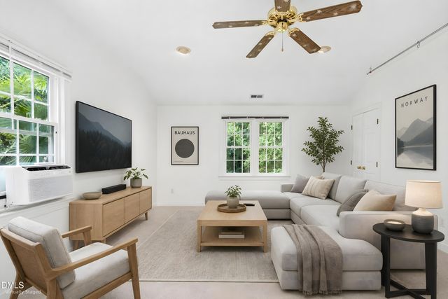 6220 King Croydon Court, Raleigh, NC 27603