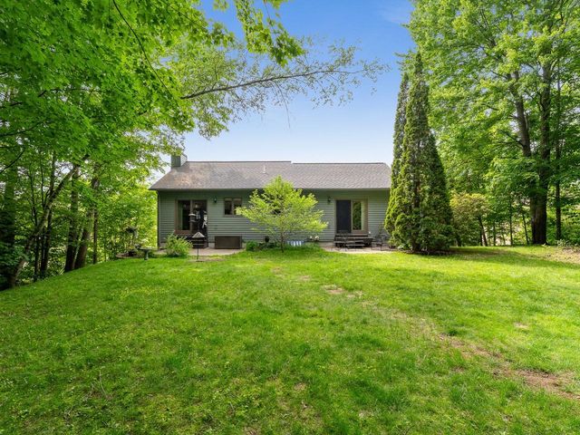 55 Maplewood Avenue, Milton, VT 05468