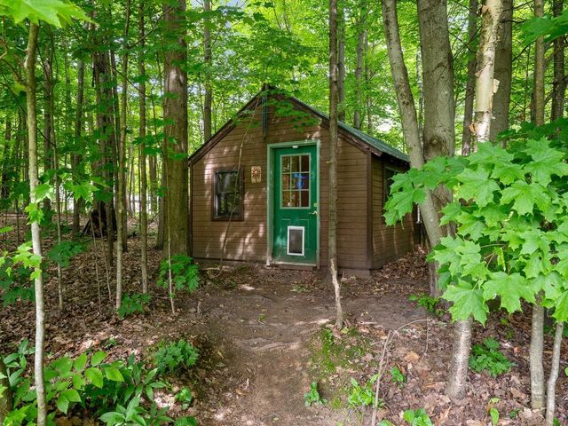 55 Maplewood Avenue, Milton, VT 05468