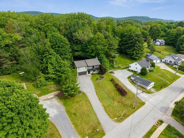 55 Maplewood Avenue, Milton, VT 05468