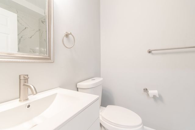 184 Avenue C -1, Woonsocket, RI 02895