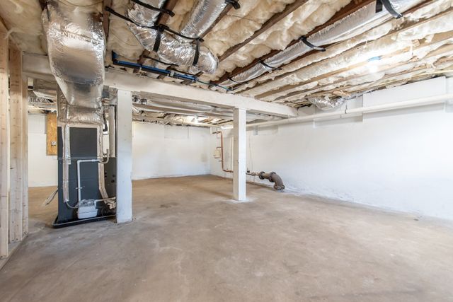 184 Avenue C -1, Woonsocket, RI 02895