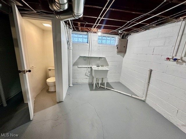 25731 Zeman Avenue, Euclid, OH 44132