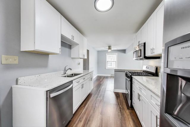 4118 Prairie Avenue, Brookfield, IL 60513