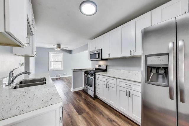 4118 Prairie Avenue, Brookfield, IL 60513