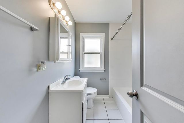 4118 Prairie Avenue, Brookfield, IL 60513