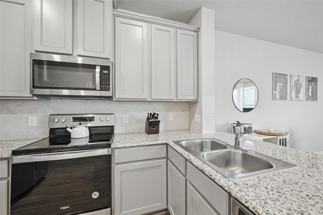 2409 Davenport Drive, Denton, TX 76207