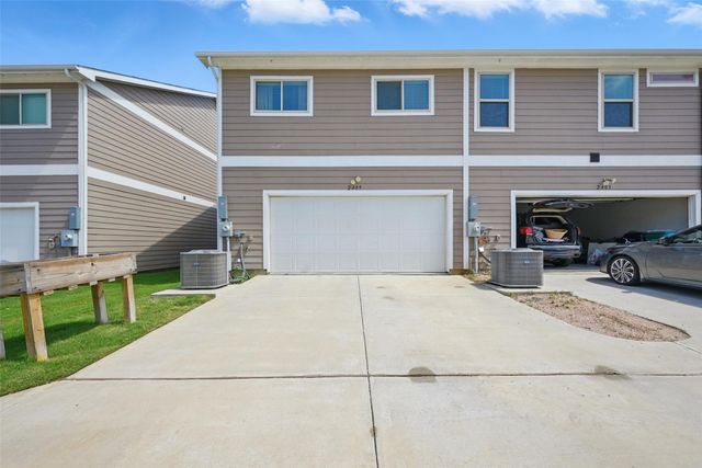 2409 Davenport Drive, Denton, TX 76207