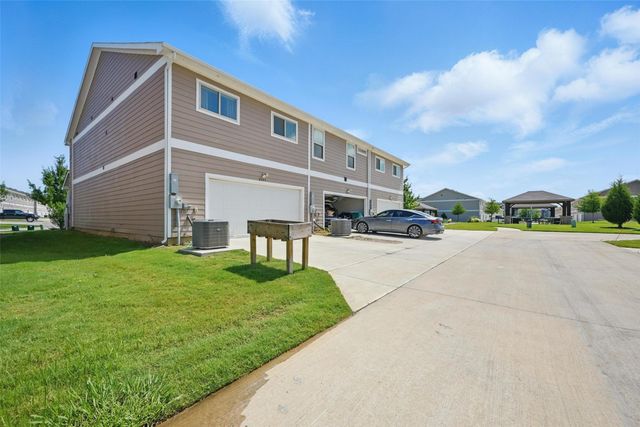 2409 Davenport Drive, Denton, TX 76207