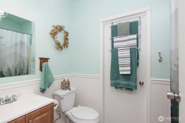 202 S Bayview Avenue, Port Angeles, WA 98362